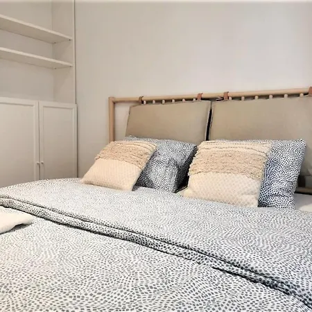 Daire Modern Italia - 100m Main Square - Parking And Lift Wroclaw