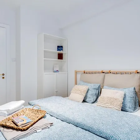 Modern Italia - 100m Main Square - Parking And Lift *