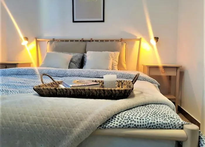 Apartamento Modern Italia - 100m Main Square - Parking And Lift