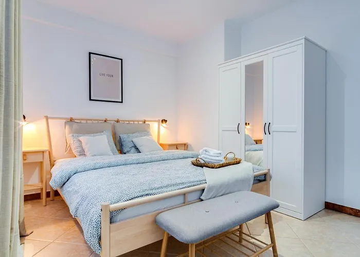 Modern Italia - 100m Main Square - Parking And Lift *