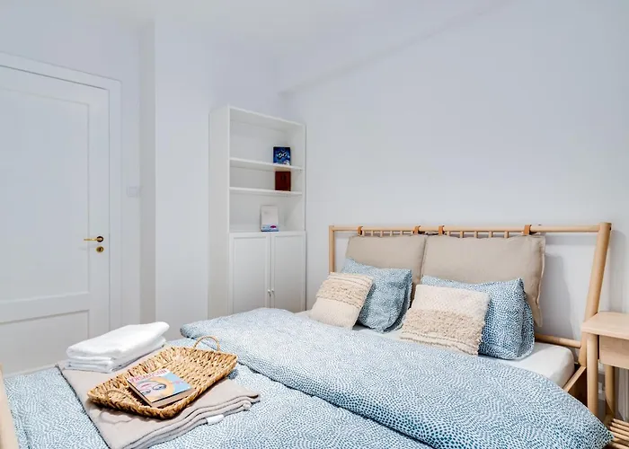 Modern Italia - 100m Main Square - Parking And Lift *